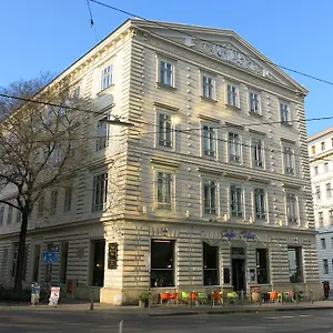 Aeki , Viyana Avusturya